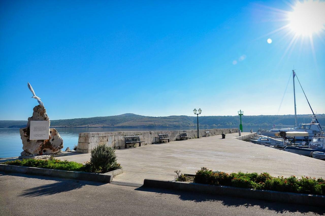 Apartment Marica Posedarje Kültér fotó