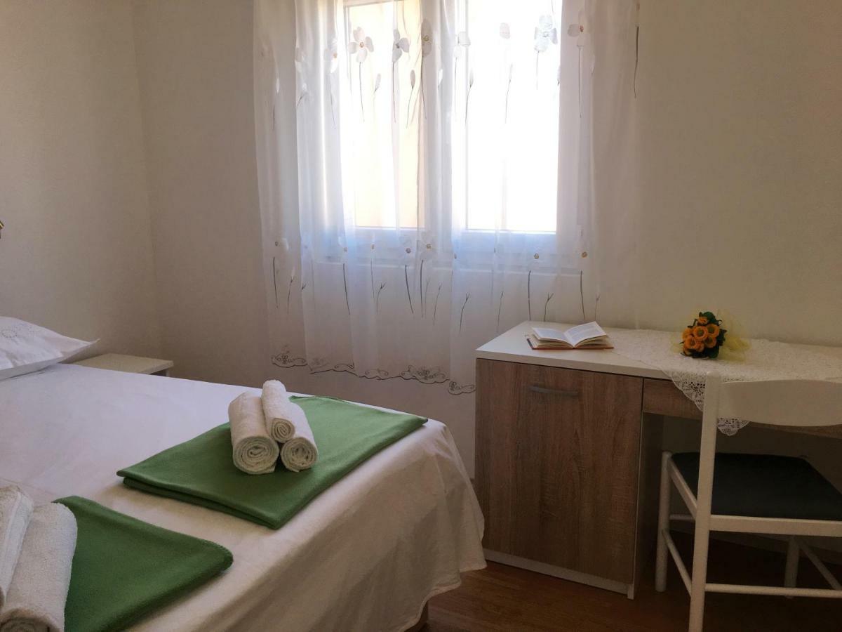 Apartment Marica Posedarje Kültér fotó