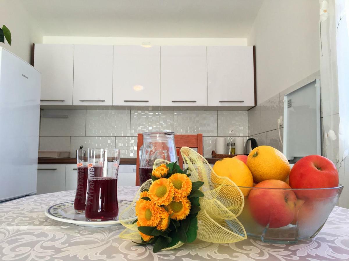 Apartment Marica Posedarje Kültér fotó