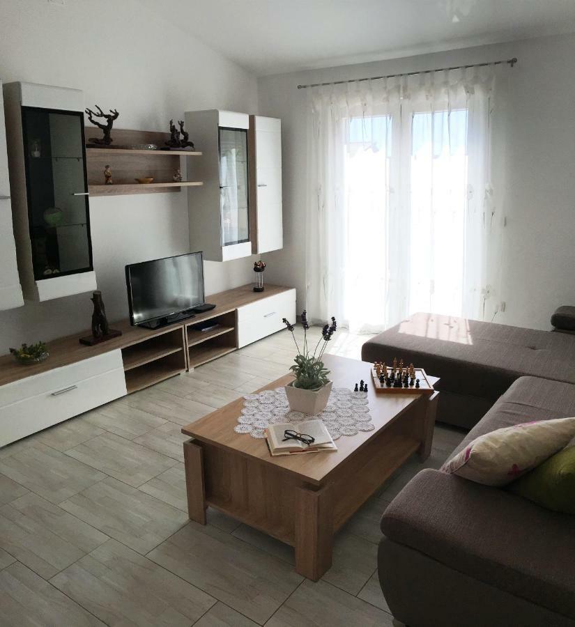 Apartment Marica Posedarje Kültér fotó